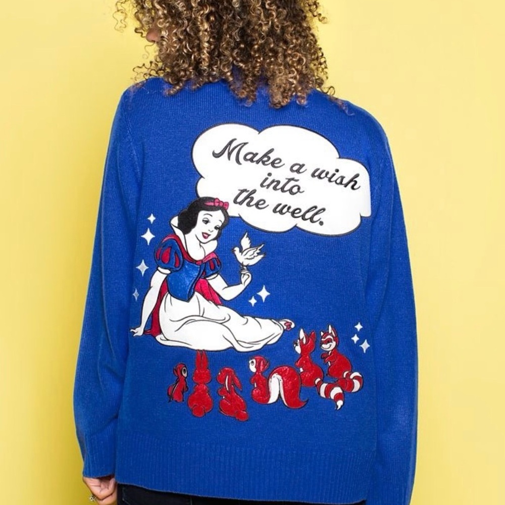 HTF Cakeworthy Blue Snow White Graphic Women's Sweater cardigan unisex sizing XL